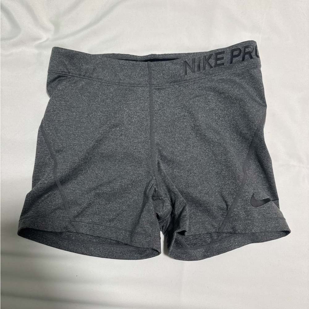 Nike Pro Women’s Gray Shorts